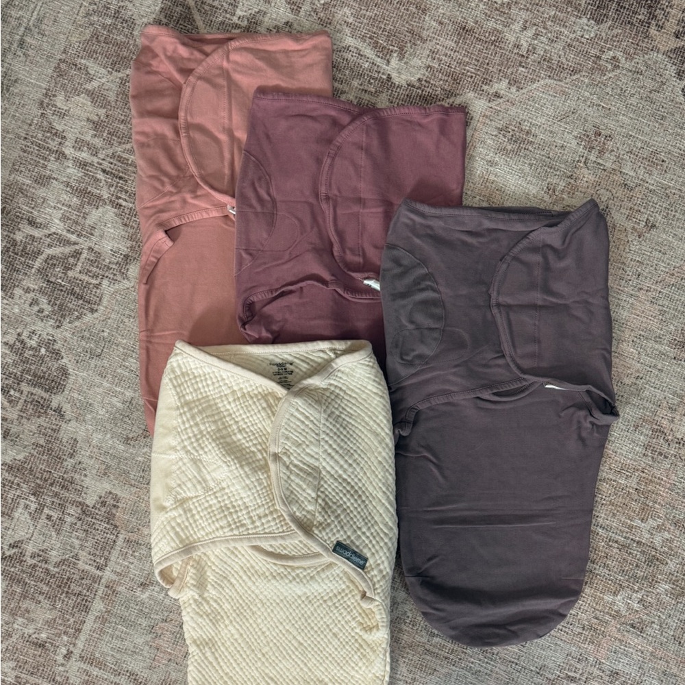 4 Velcro Swaddles